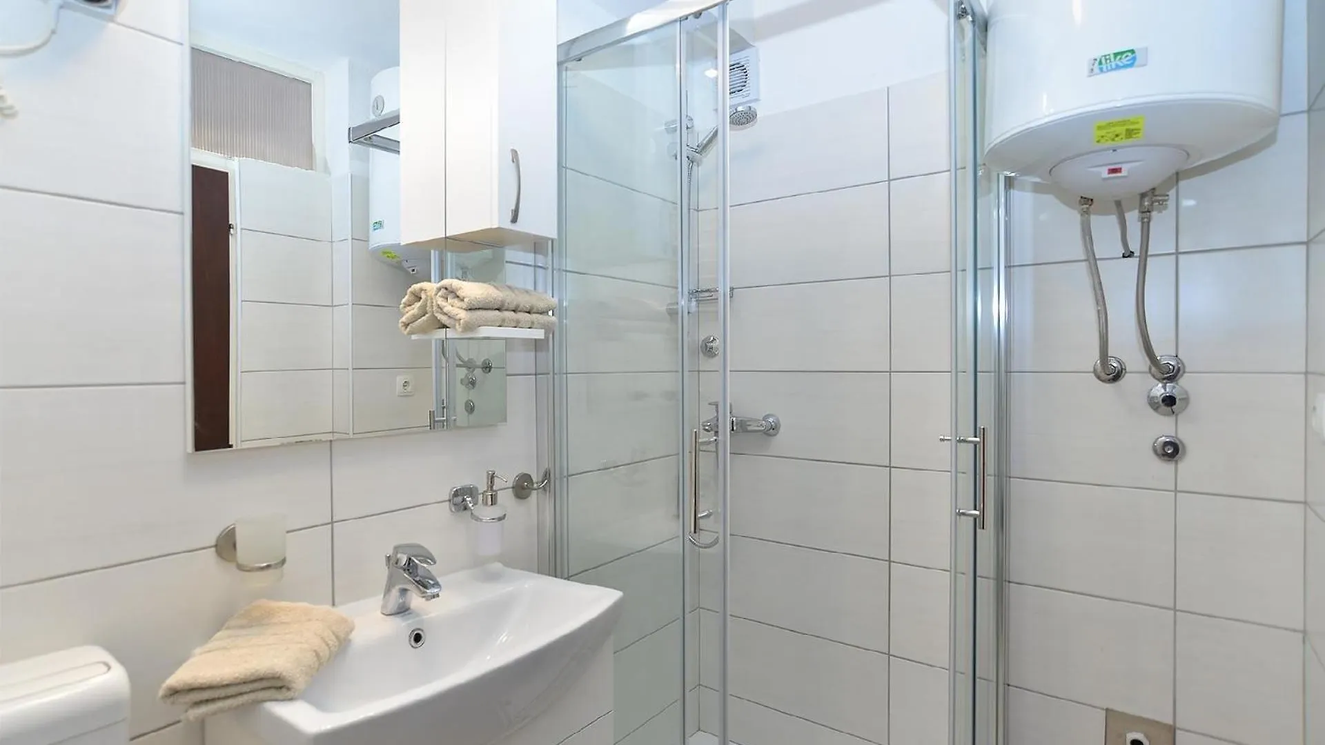 Apartment Ferienwohnung Fuer 4 Personen Ca 60 Qm In Cervar-Porat, Istrien Istrische Riviera Porec